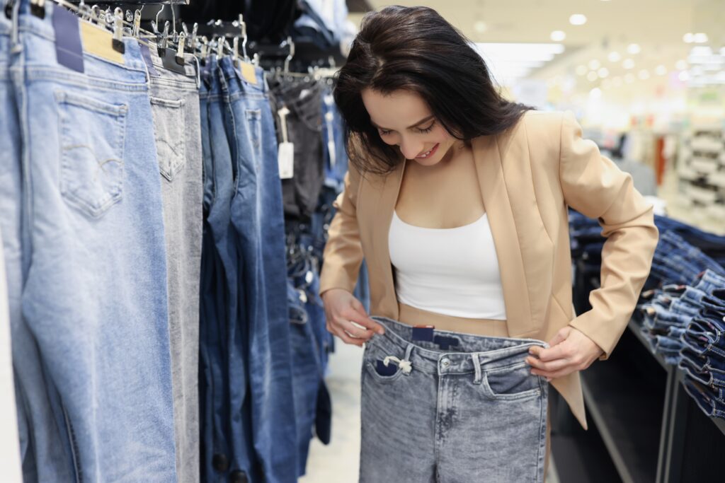 7 tips for buying jeans without dying in the process